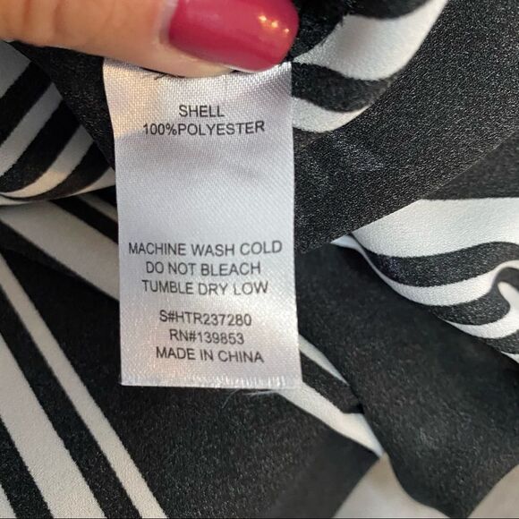 Bleuh Ciel black and white striped blouse. Wear off or on shoulders - Picture 7 of 7